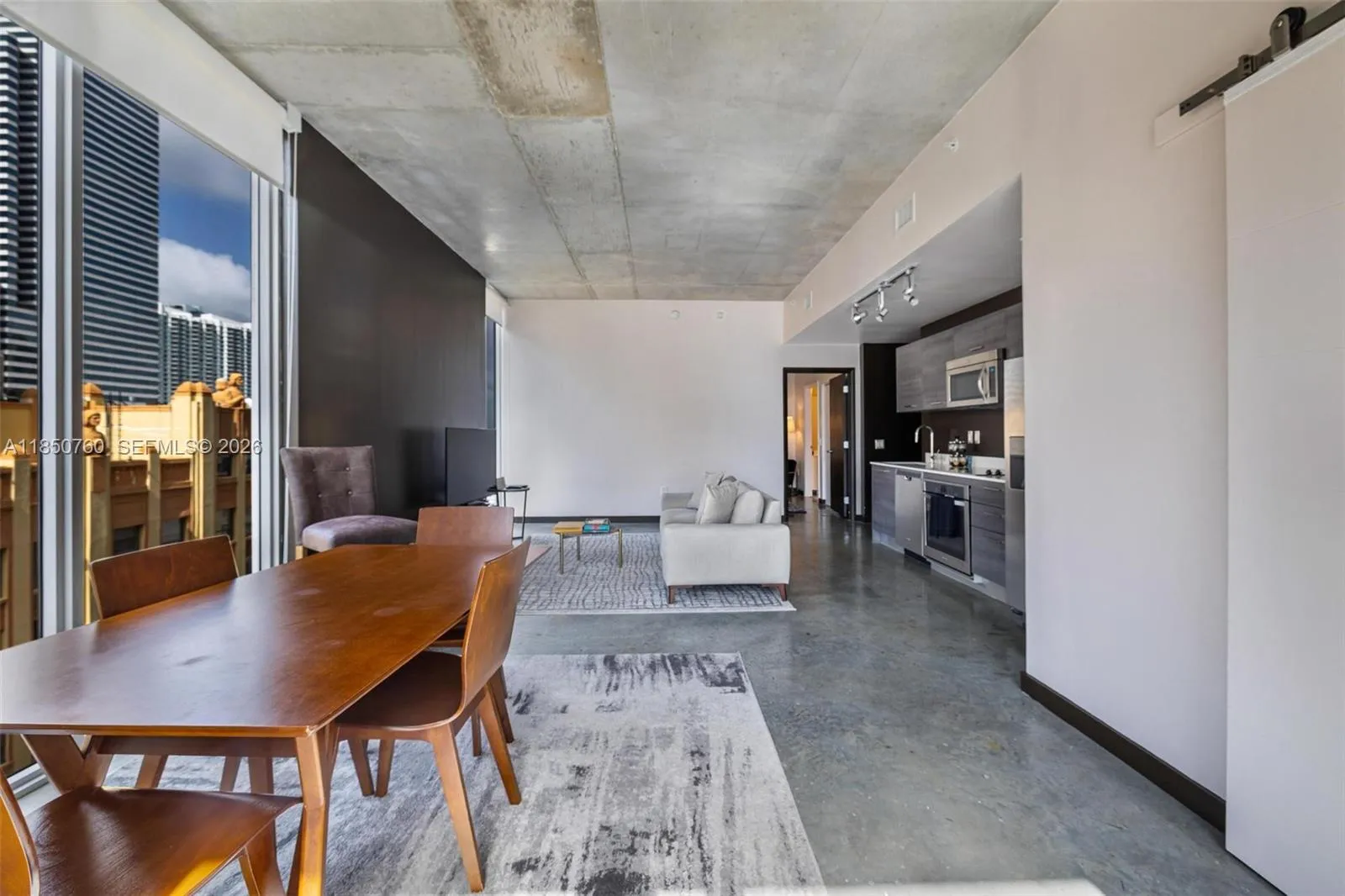 151 SE 1st St # 401, Miami FL 33131