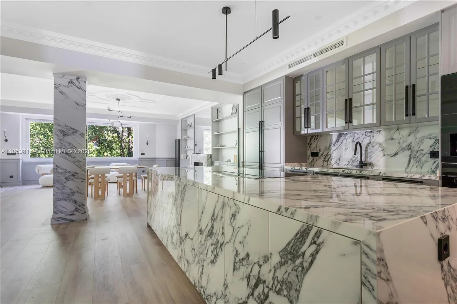 88 Calle Ayala # 2, FL