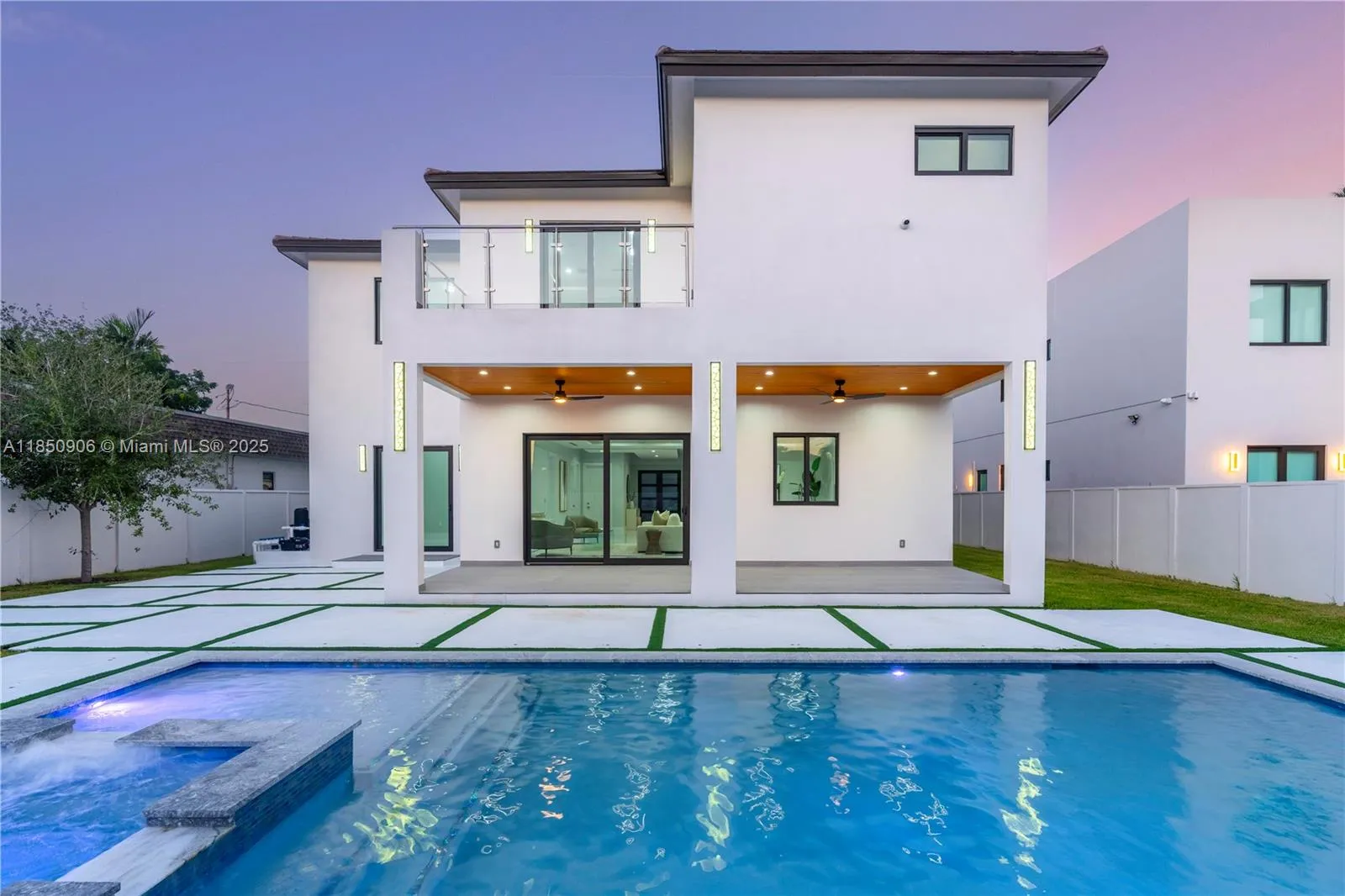 4240 SW 84th Ave, Miami FL 33155
