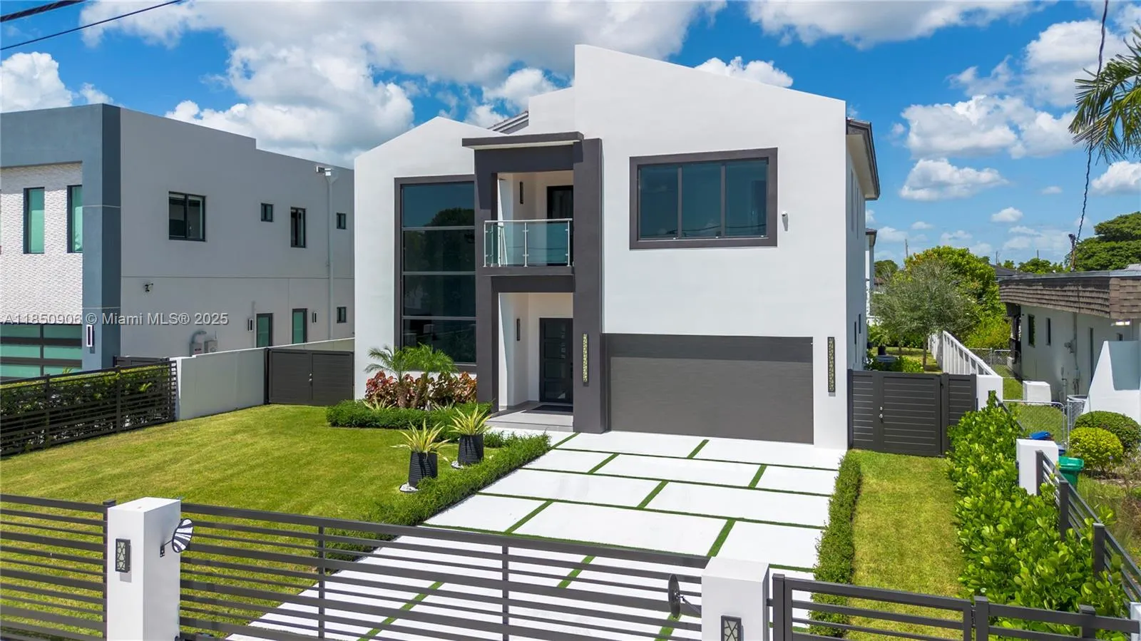 4240 SW 84th Ave, Miami FL 33155