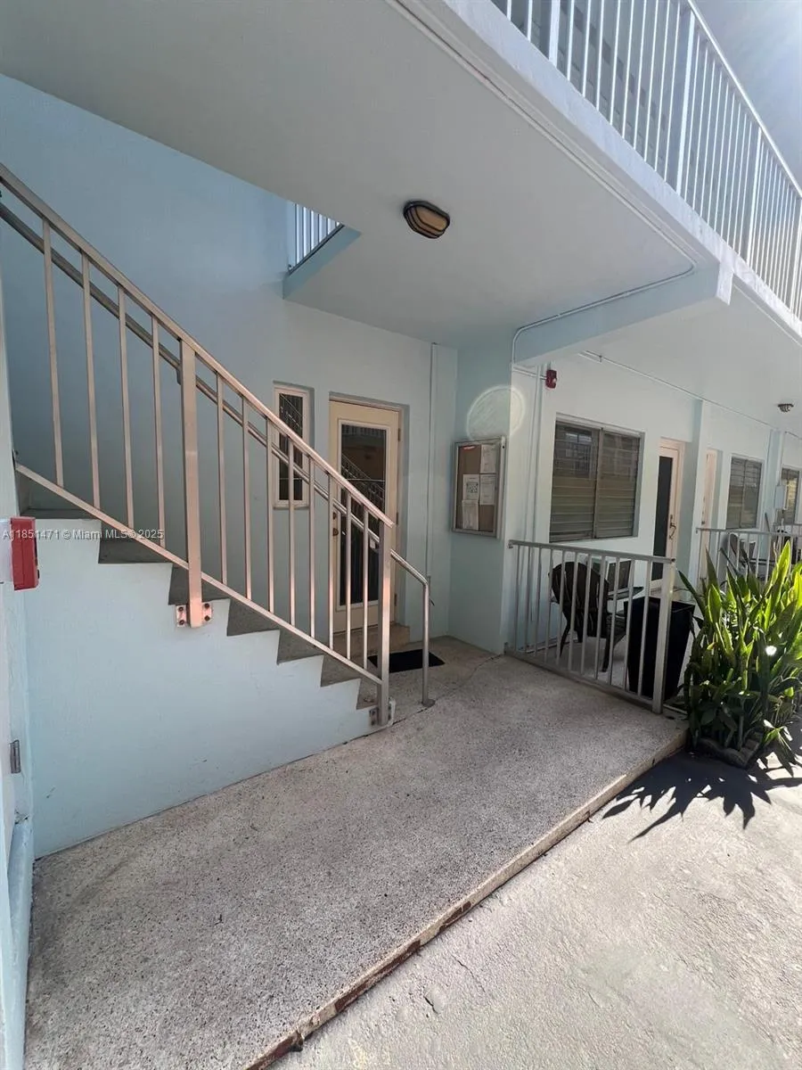 644 Meridian Ave # 1, Miami Beach FL 33139