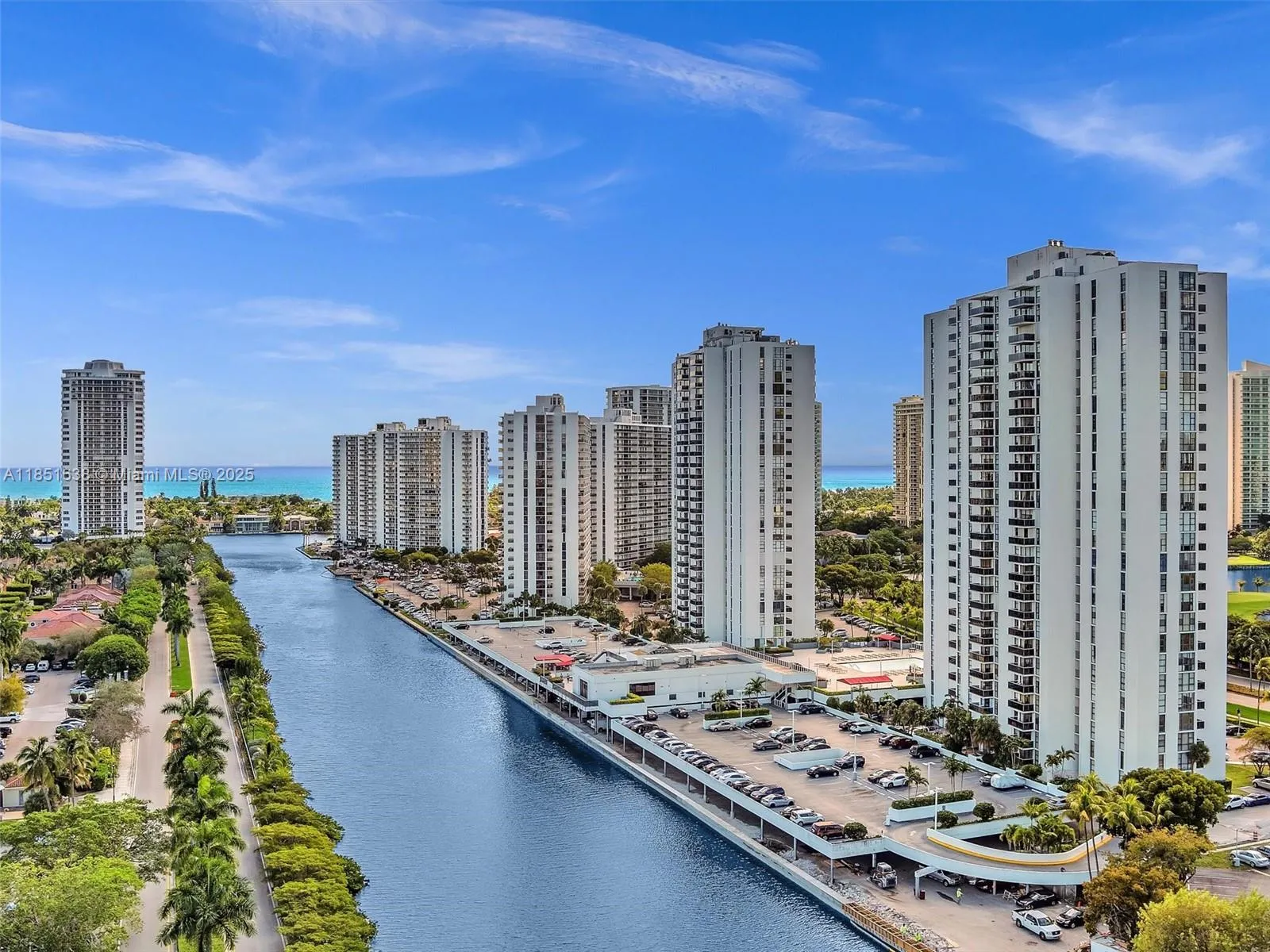 3675 N Country Club Dr # 707, Aventura FL 33180