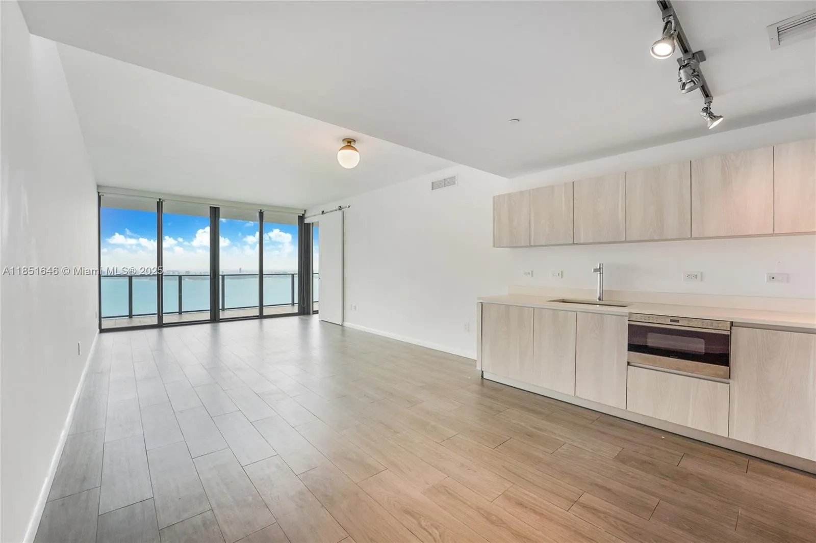 3 bedroom 3 bath for sale at 3131 NE 7th Ave # 4404, Miami FL 33137