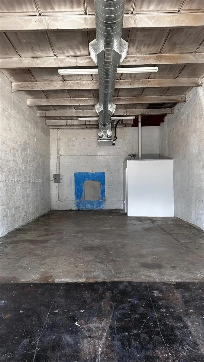 307 NE 59th St, Miami FL 33137
