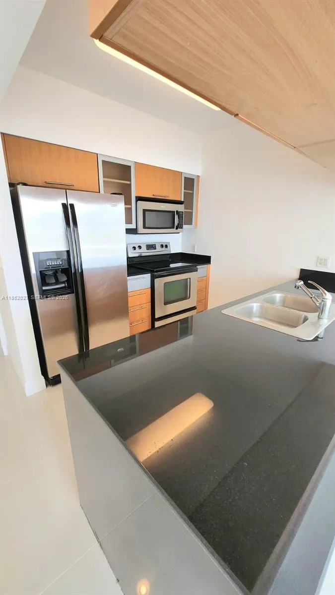 1750 N Bayshore Dr # 2010, Miami FL 33132