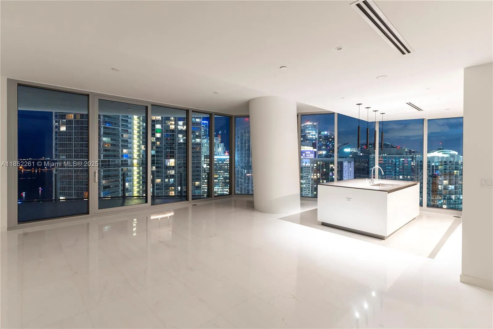 300 Biscayne Blvd Way # 4007, Miami FL 33130