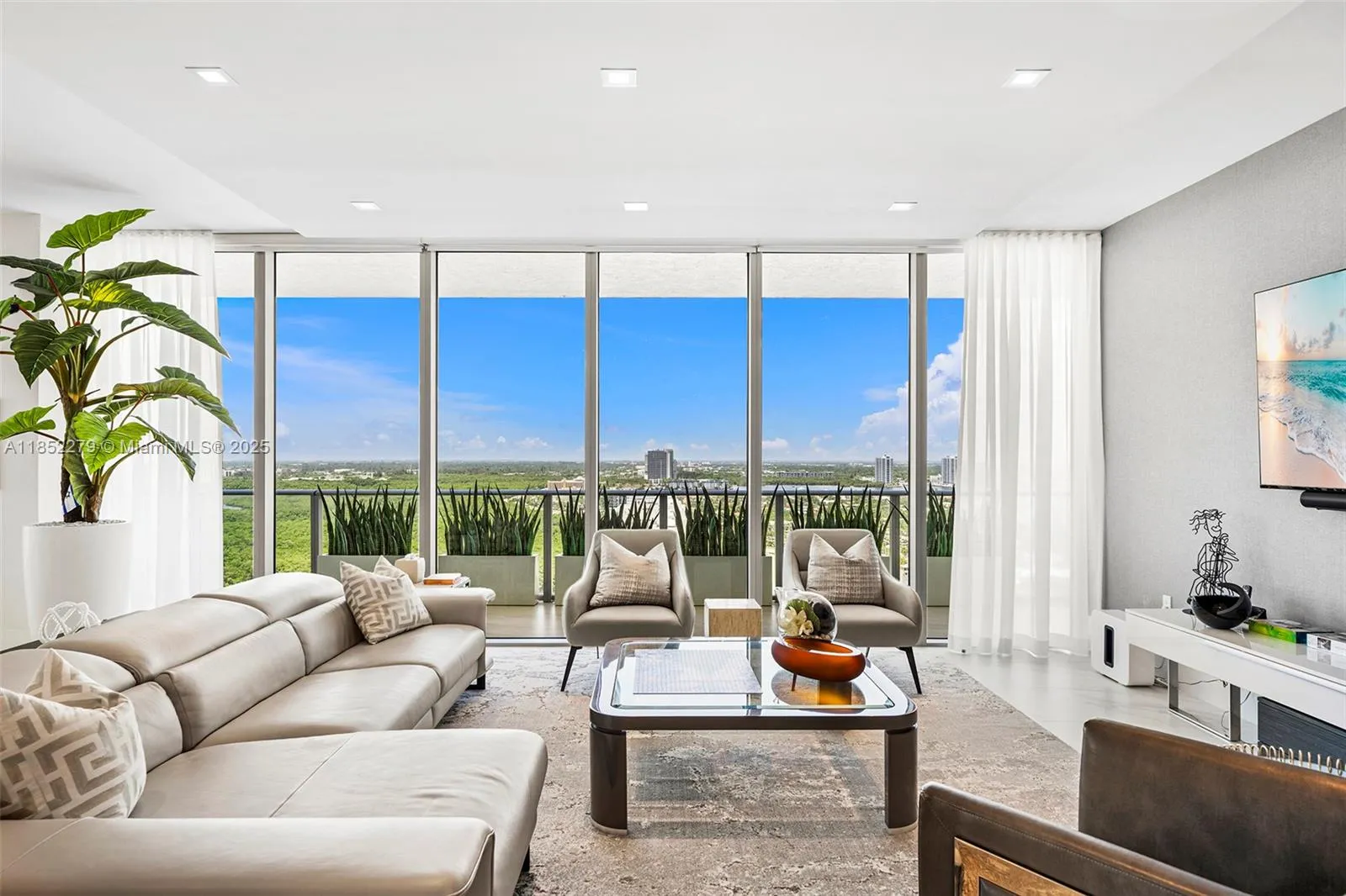 330 Sunny Isles Blvd, Sunny Isles Beach FL 33160