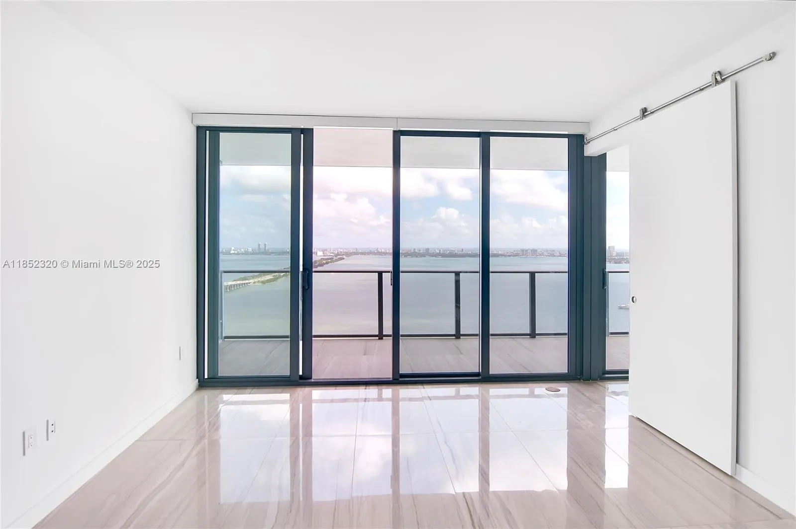 2 bedroom 2 bath for sale at 3131 NE 7th Ave # 3605, Miami FL 33137