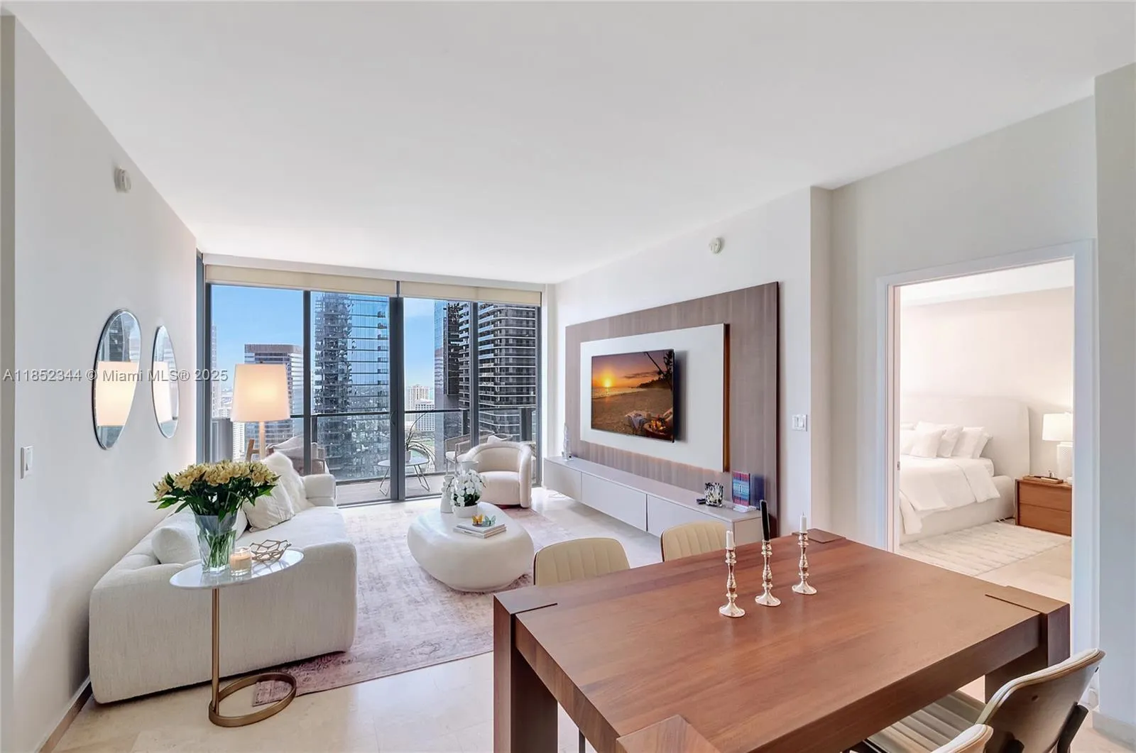 2 bedroom 2 bath for sale at 88 SW 7th St # 3003, Miami FL 33130