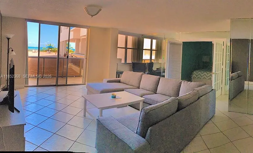 6039 Collins Ave # 311, Miami Beach FL 33140