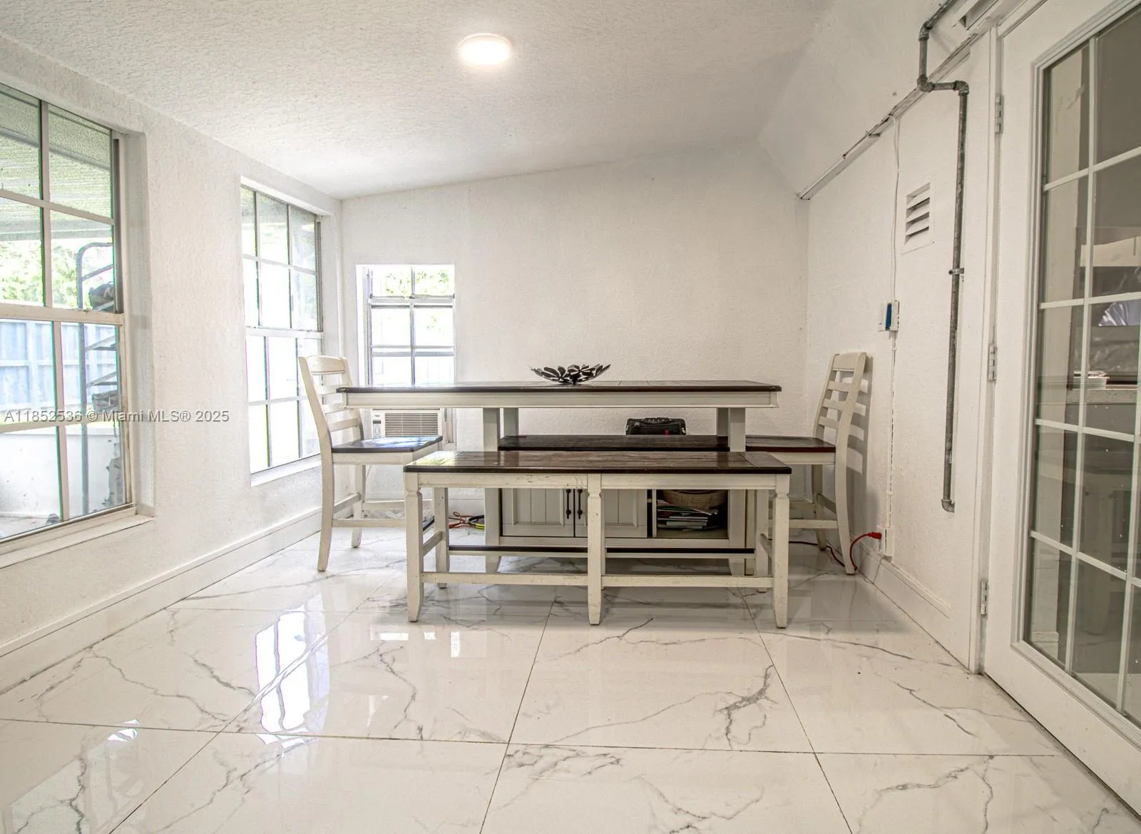 5601 SW 38th St, Davie FL 33314