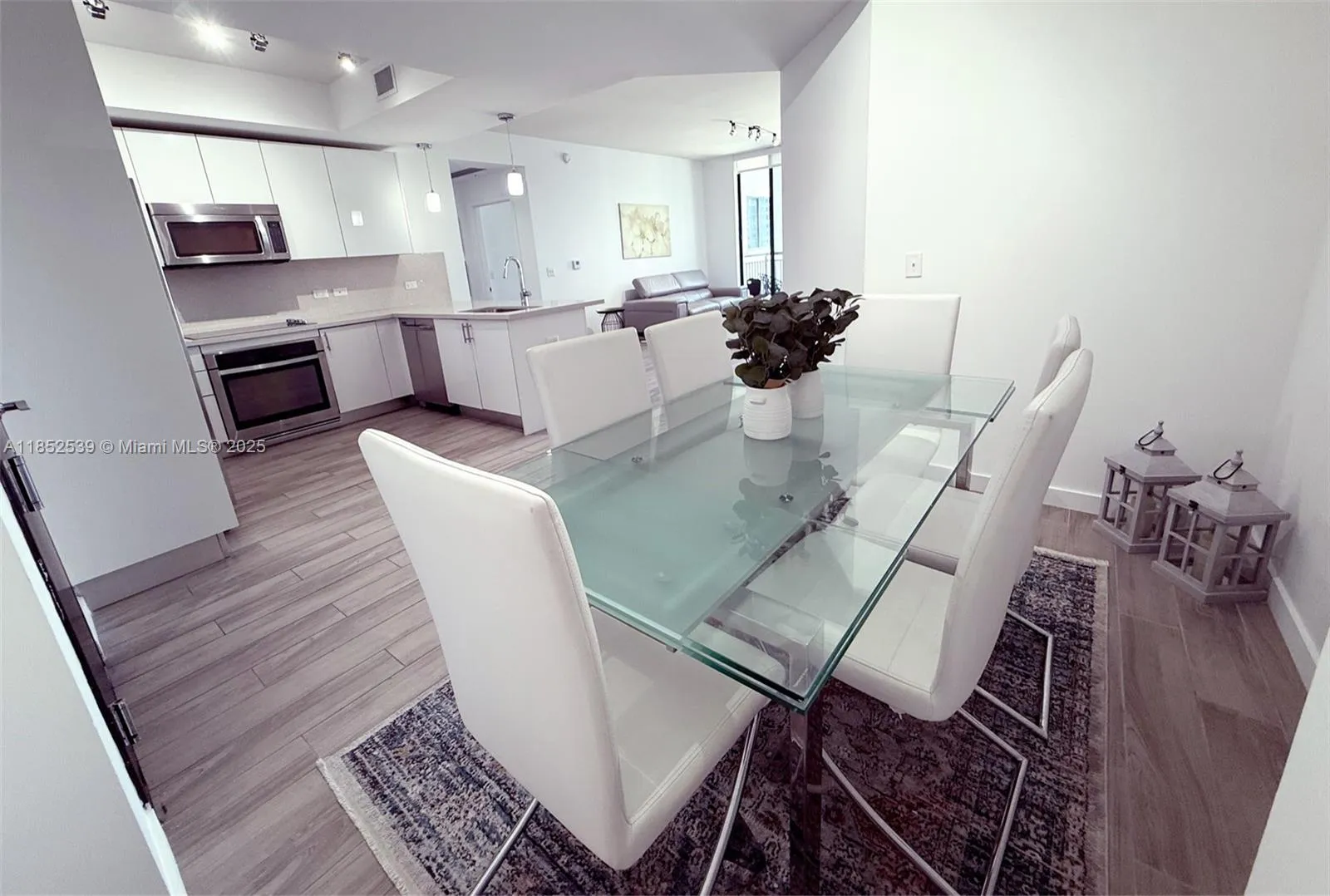 999 SW 1st Ave # 2611, Miami FL 33130