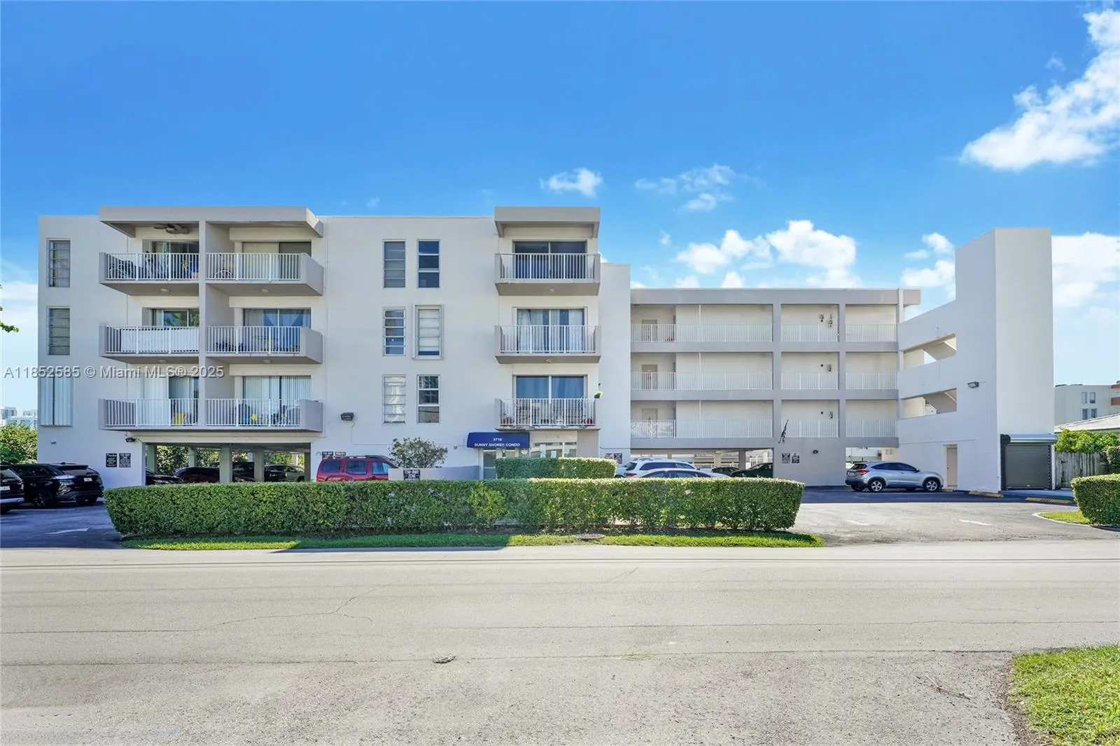 1 bedroom 1 bath for sale at 3716 NE 168th St # 301, North Miami Beach FL 33160