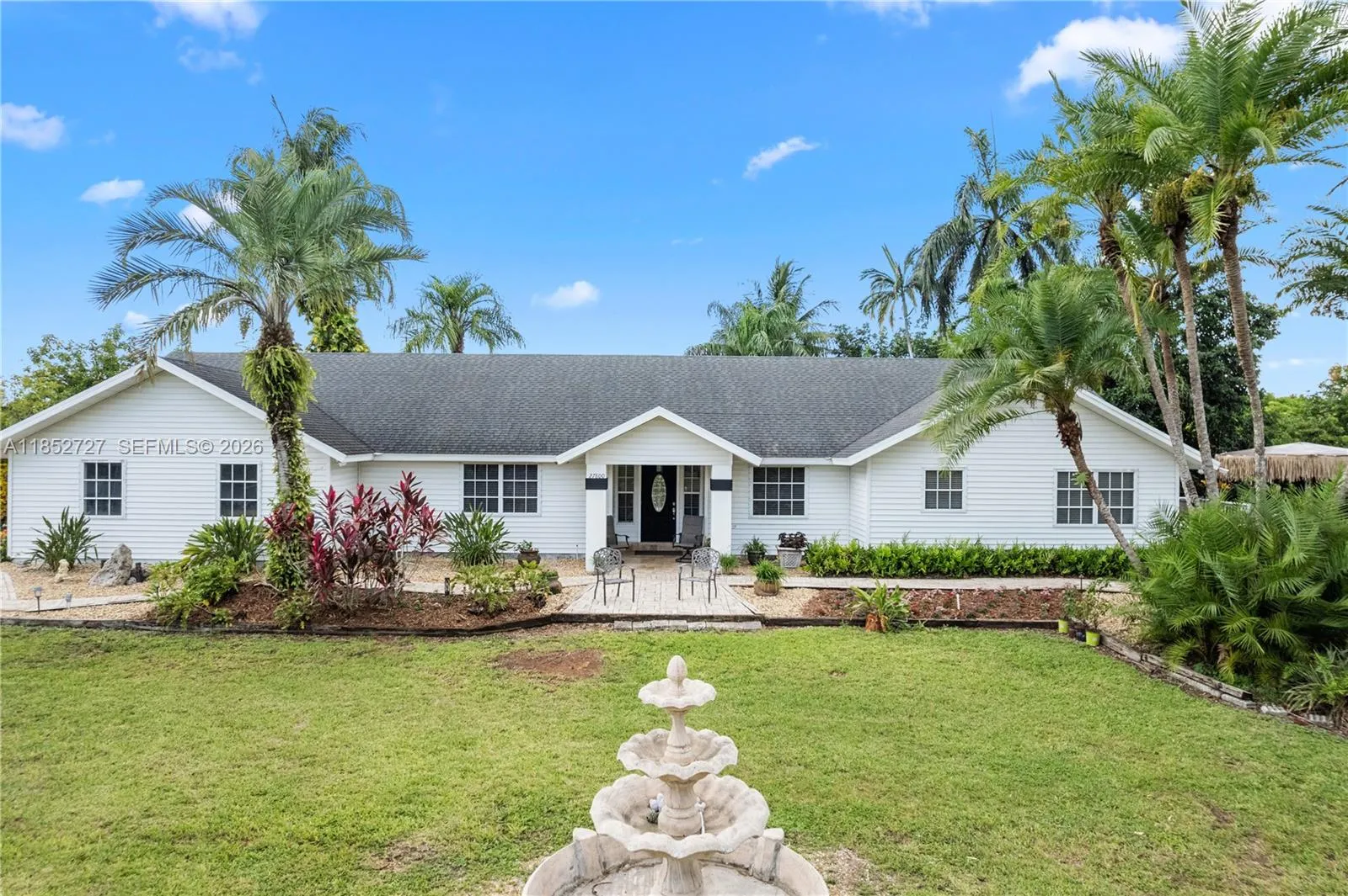27800 SW 182nd Ave, Homestead FL 33031