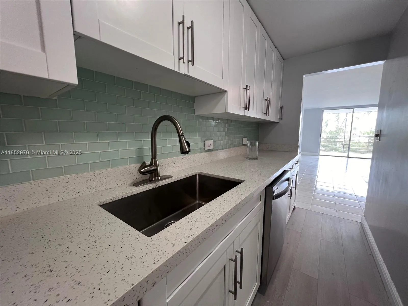 3660 NE 166th St # 409, North Miami Beach FL 33160