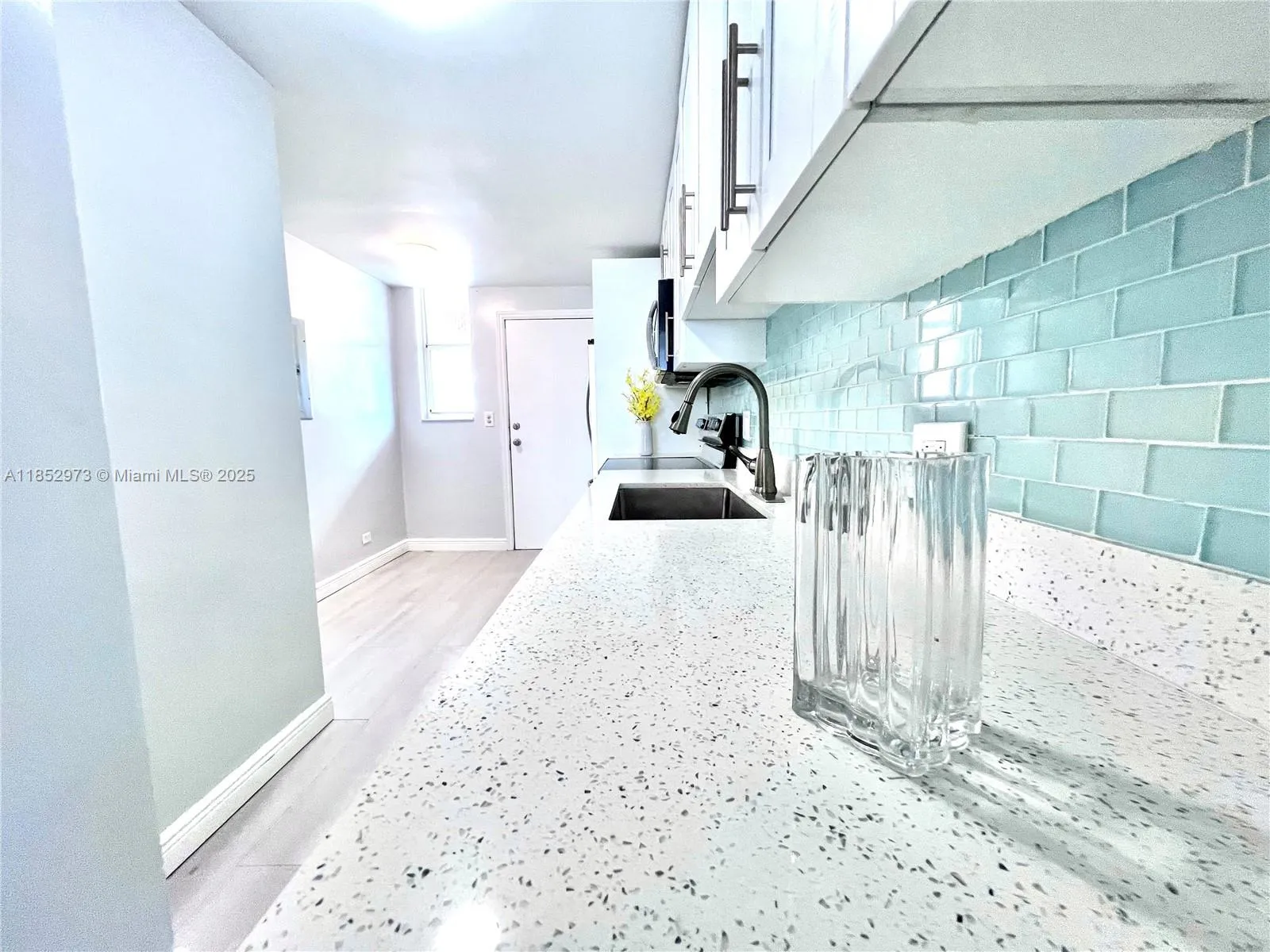 3660 NE 166th St # 505, North Miami Beach FL 33160