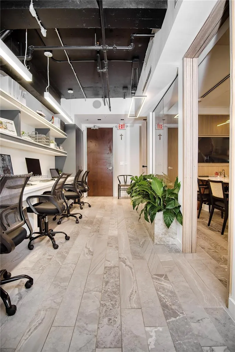 14 NE 1st Ave # 900C, Miami FL 33132