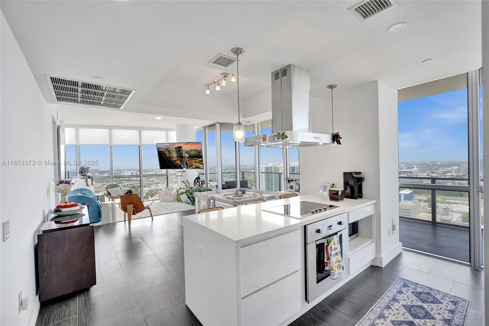 2 bedroom 2 bath for sale at 1100 Biscayne Blvd # 3708, Miami FL 33132