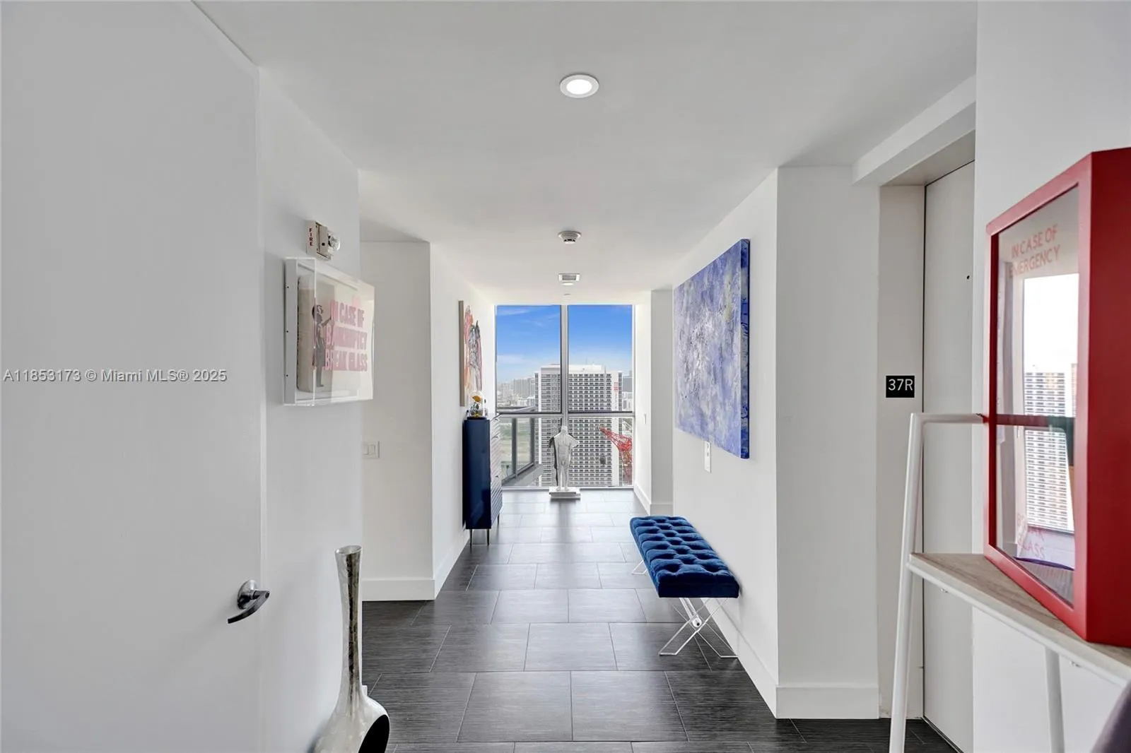1100 Biscayne Blvd # 3708, Miami FL 33132