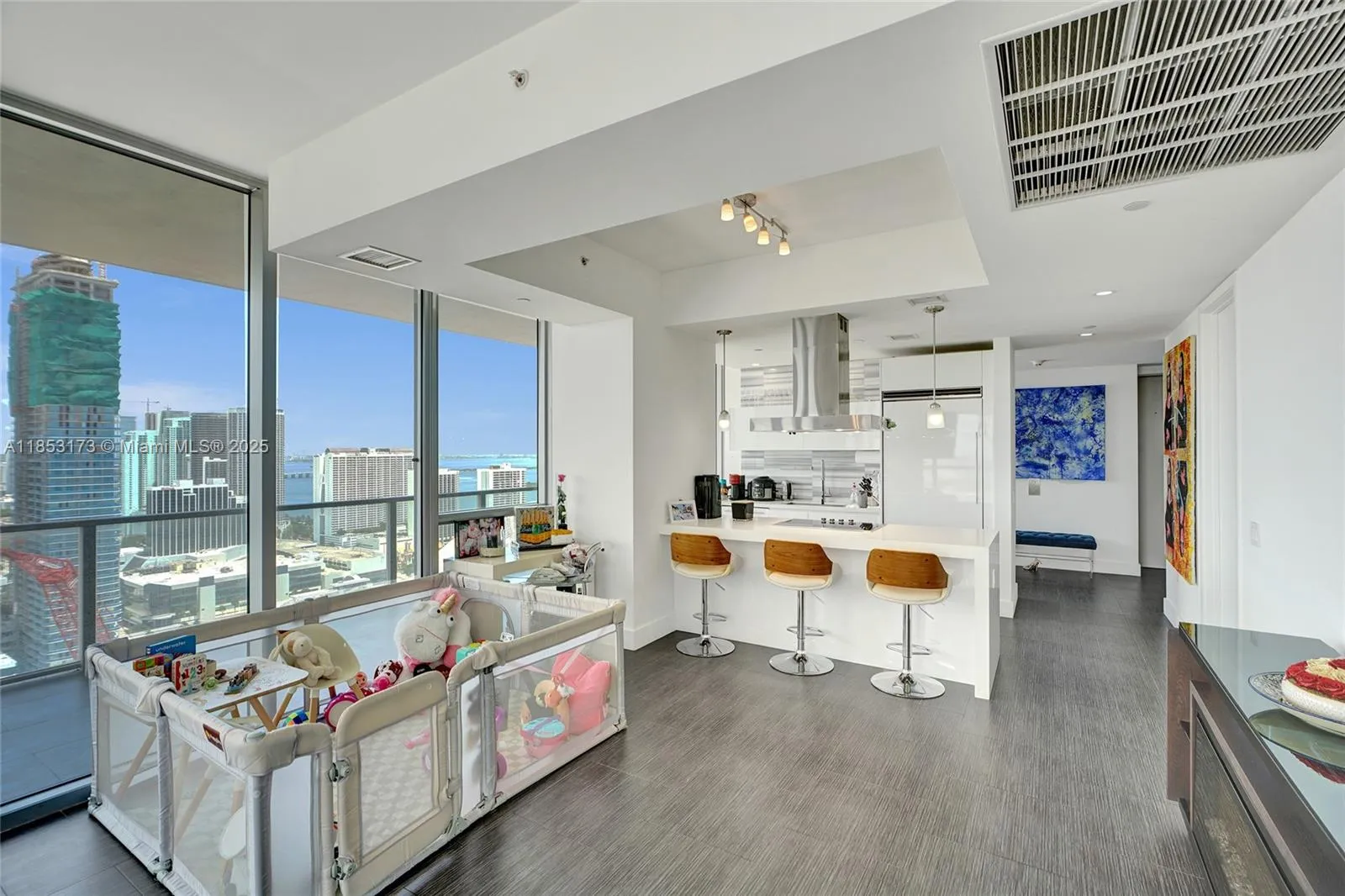 1100 Biscayne Blvd # 3708, Miami FL 33132