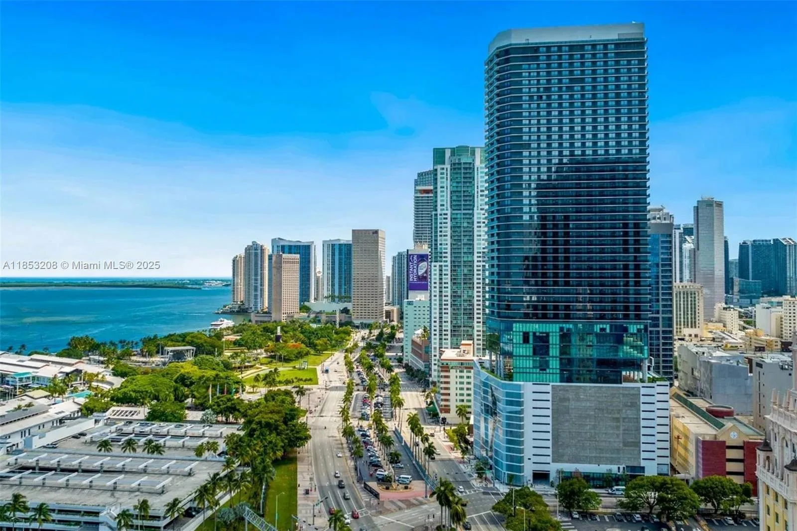 1 bedroom 1 bath for sale at 398 NE 5th Street # 1515, Miami FL 33132