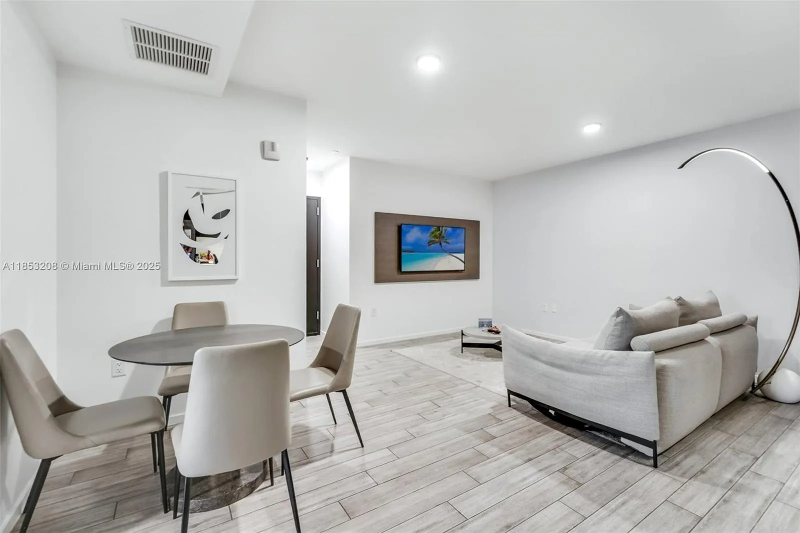 398 NE 5th Street # 1515, Miami FL 33132