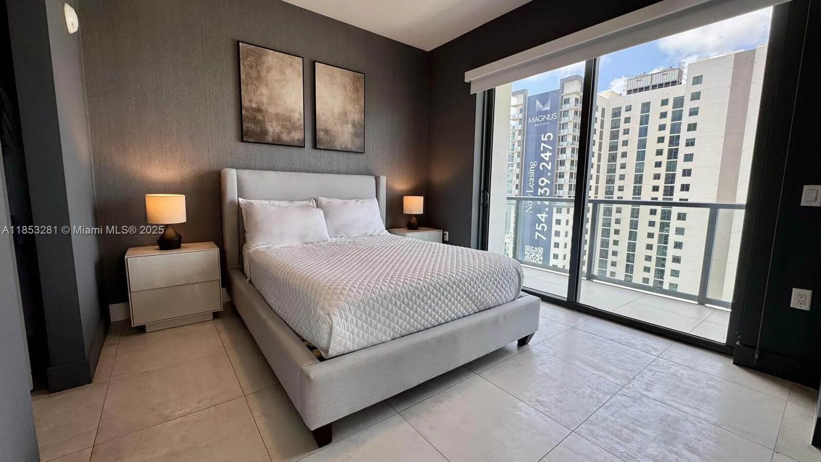 239 SW 9th St # 2101, Miami FL 33130