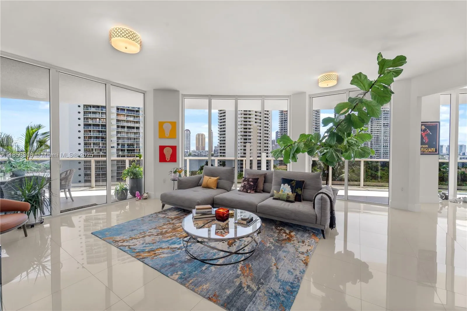 3 bedroom 3 bath for sale at 4100 Island Blvd # 902, Aventura FL 33160