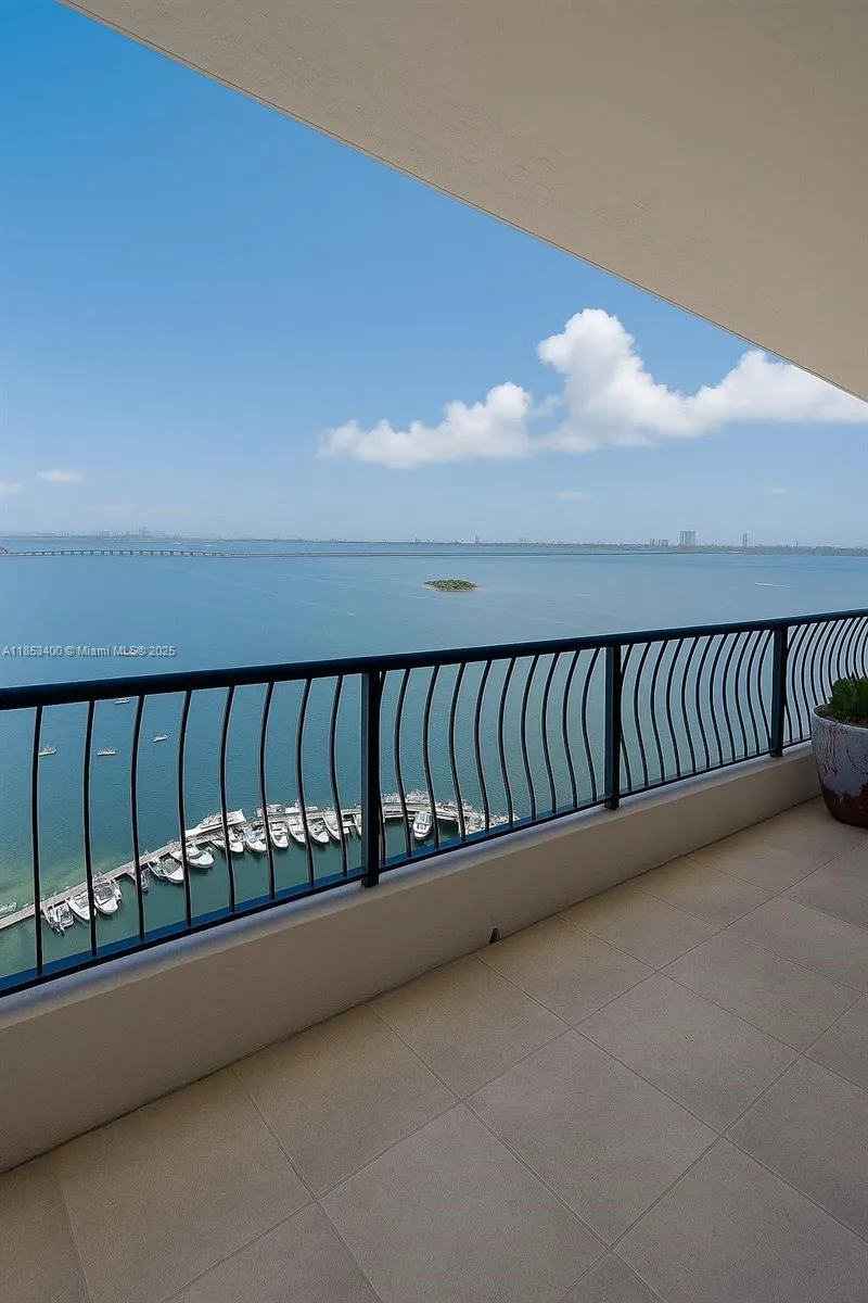555 NE 15th St # 32D, Miami FL 33132