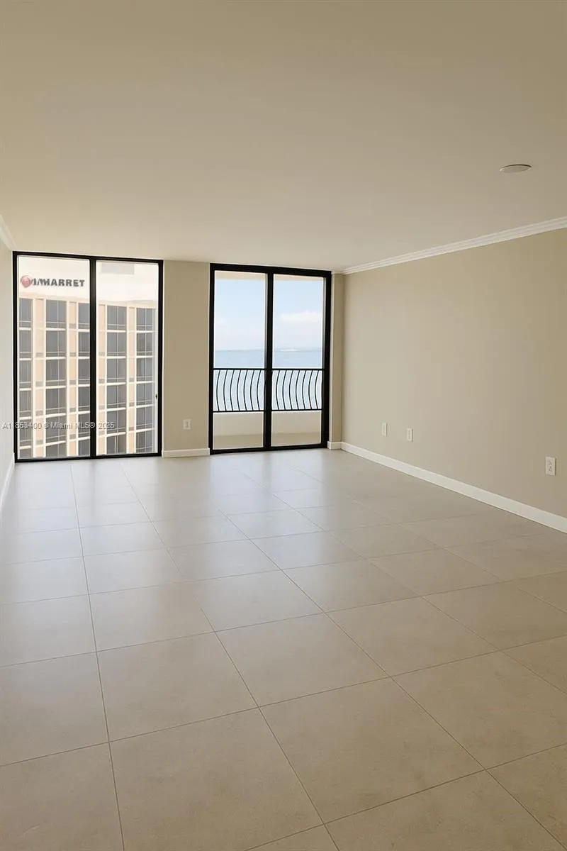 555 NE 15th St # 32D, Miami FL 33132