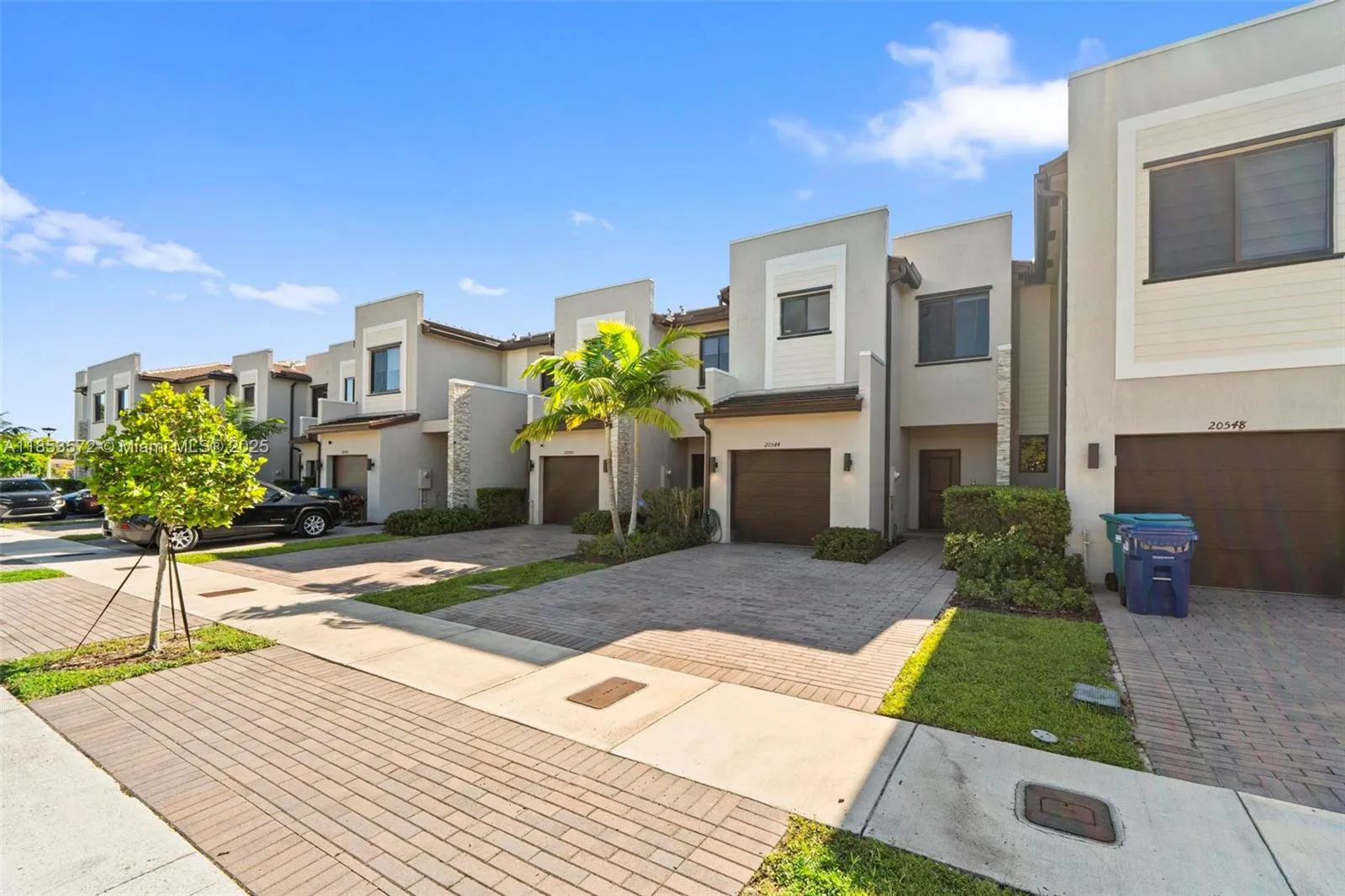 20544 NE 5th Pl, Miami FL 33179