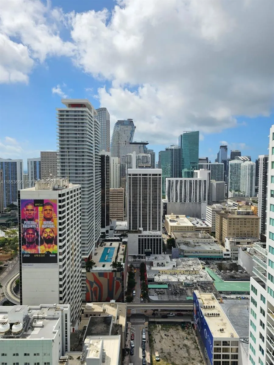244 Biscayne Blvd # 3707, Miami FL 33132