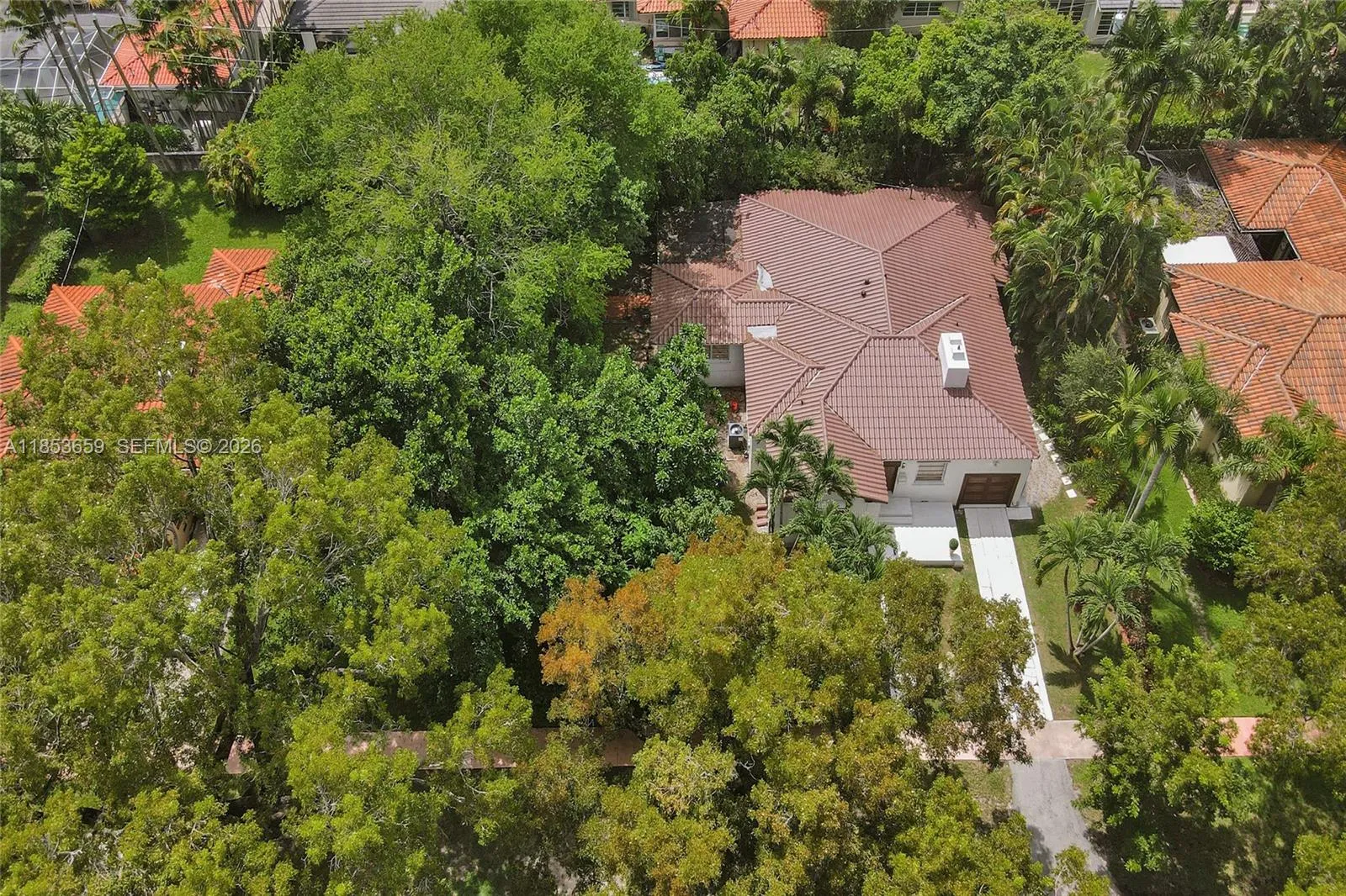 528 Sevilla Ave, Coral Gables FL 33134