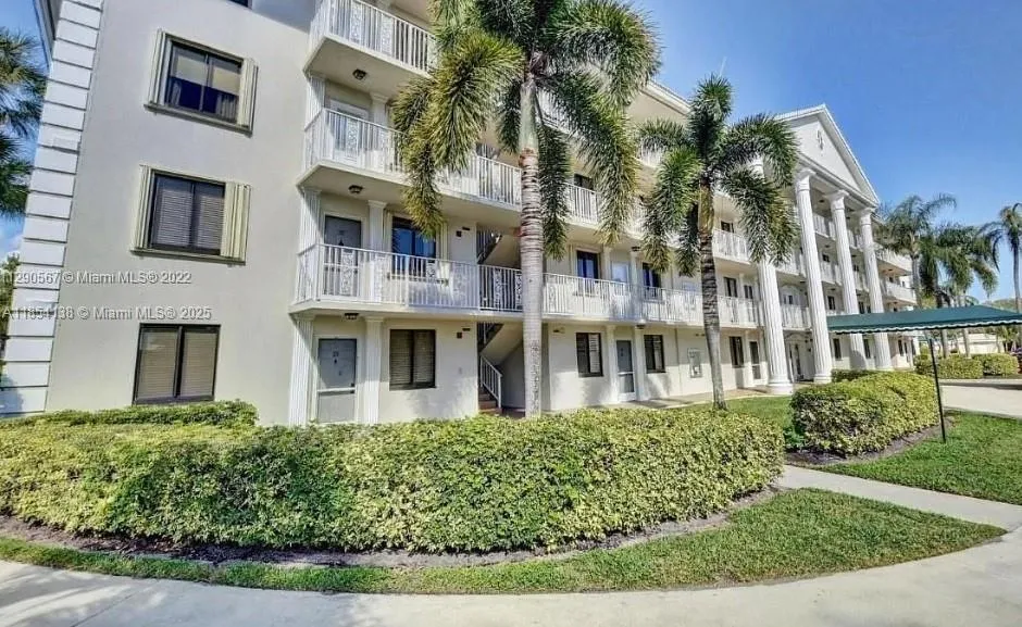 2 bedroom 2 bath for rent at 6097 Balboa Cir # 203, Boca Raton FL 33433