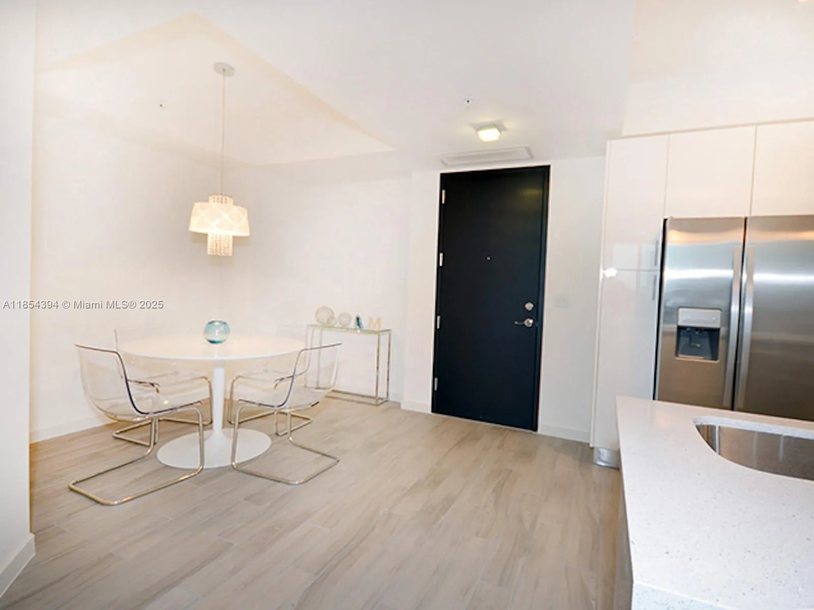 999 SW 1st Ave # 1611, Miami FL 33130