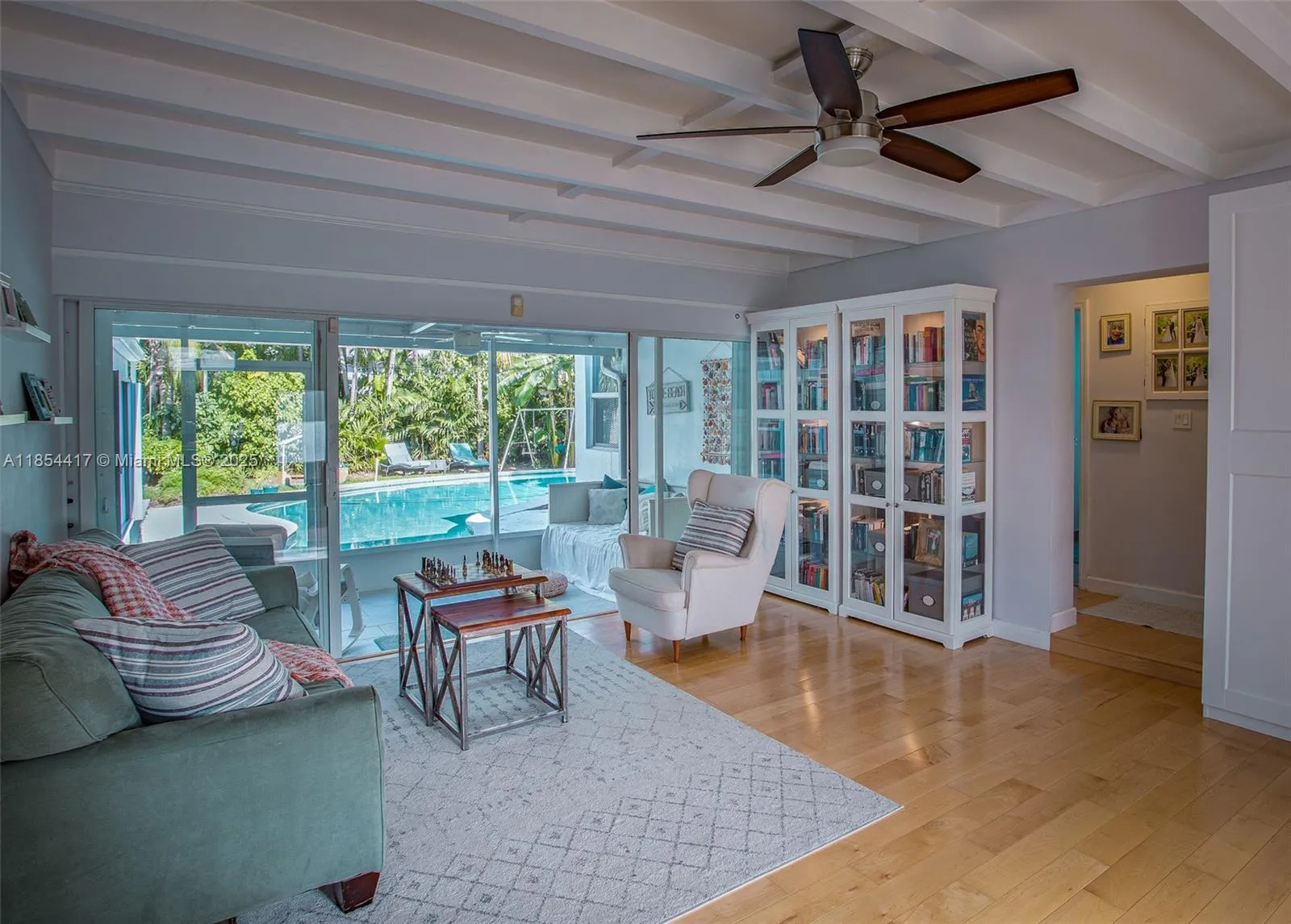 955 Van Buren St, Hollywood FL 33019