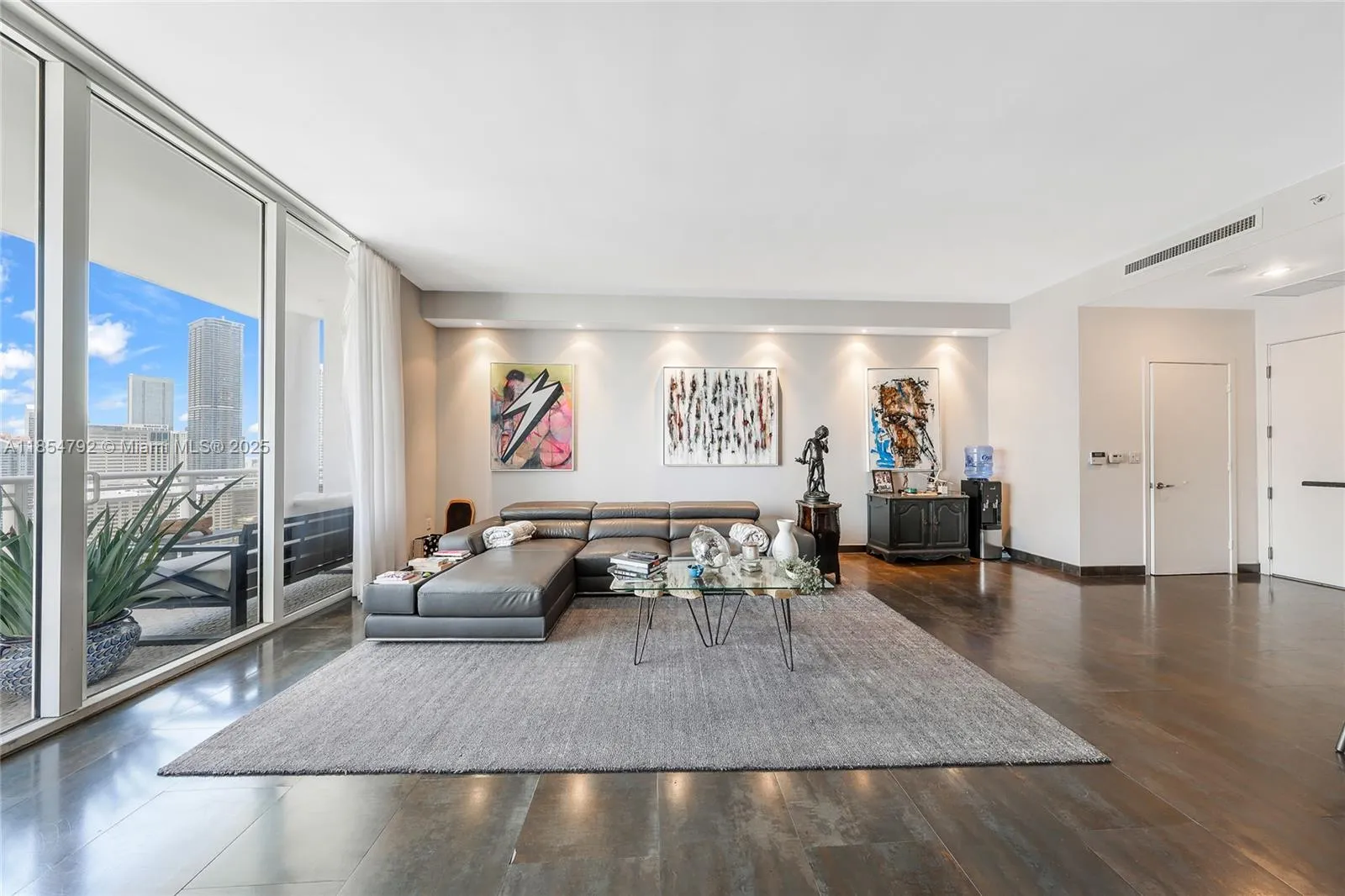 901 Brickell Key Blvd # 3002, Miami FL 33131