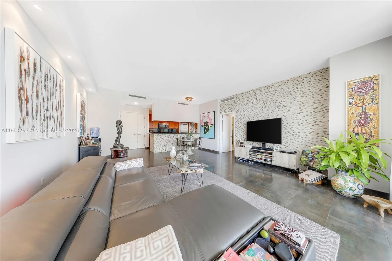 901 Brickell Key Blvd # 3002, Miami FL 33131