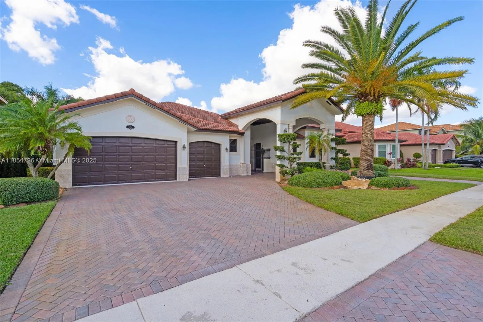 4 bedroom 3 bath for sale at 2294 SW 195th Ave, Miramar FL 33029