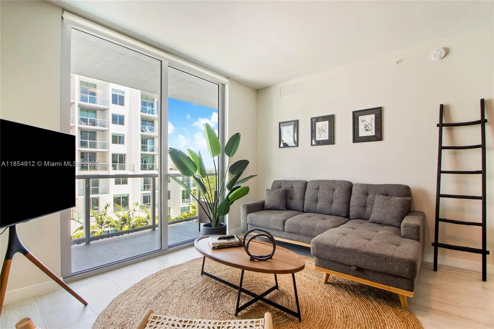 3900 Biscayne Blvd # 918, Miami FL 33137