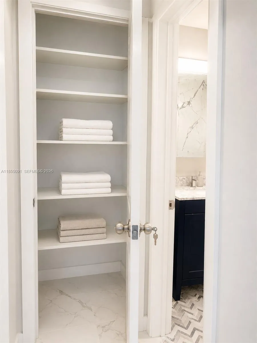 5005 Collins Ave # 822, Miami Beach FL 33140