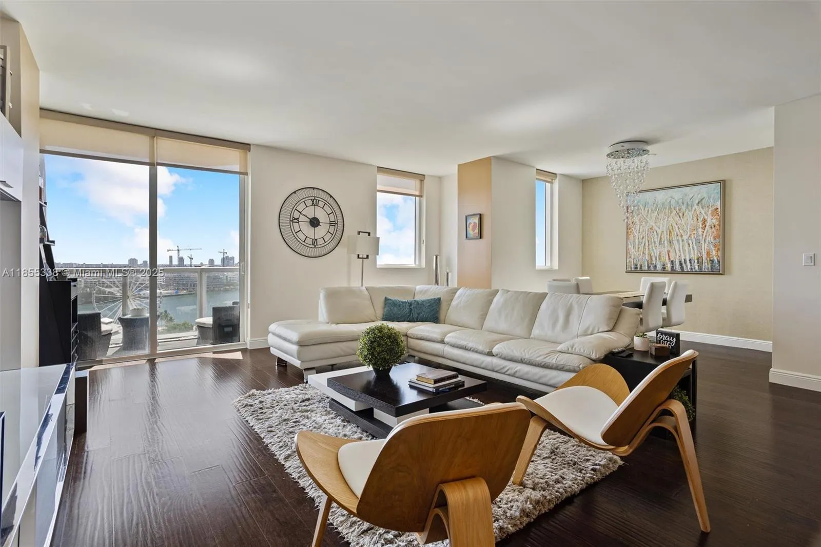 2 bedroom 2 bath for sale at 244 Biscayne Blvd # 1803, Miami FL 33132