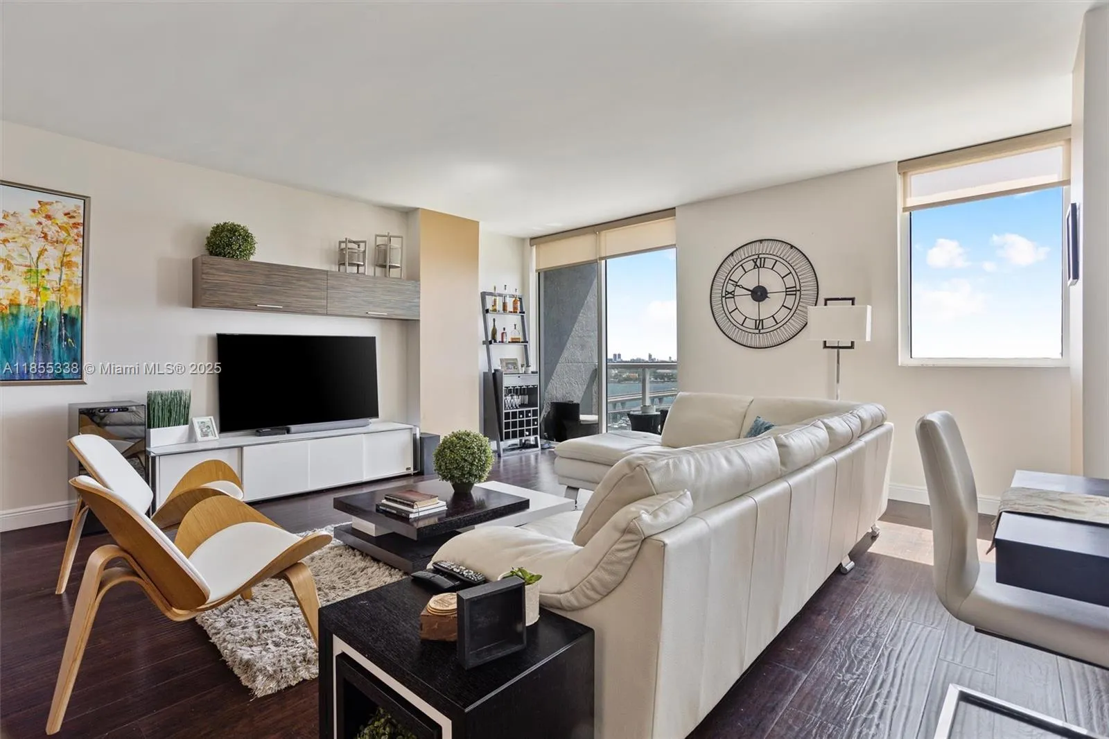 244 Biscayne Blvd # 1803, Miami FL 33132