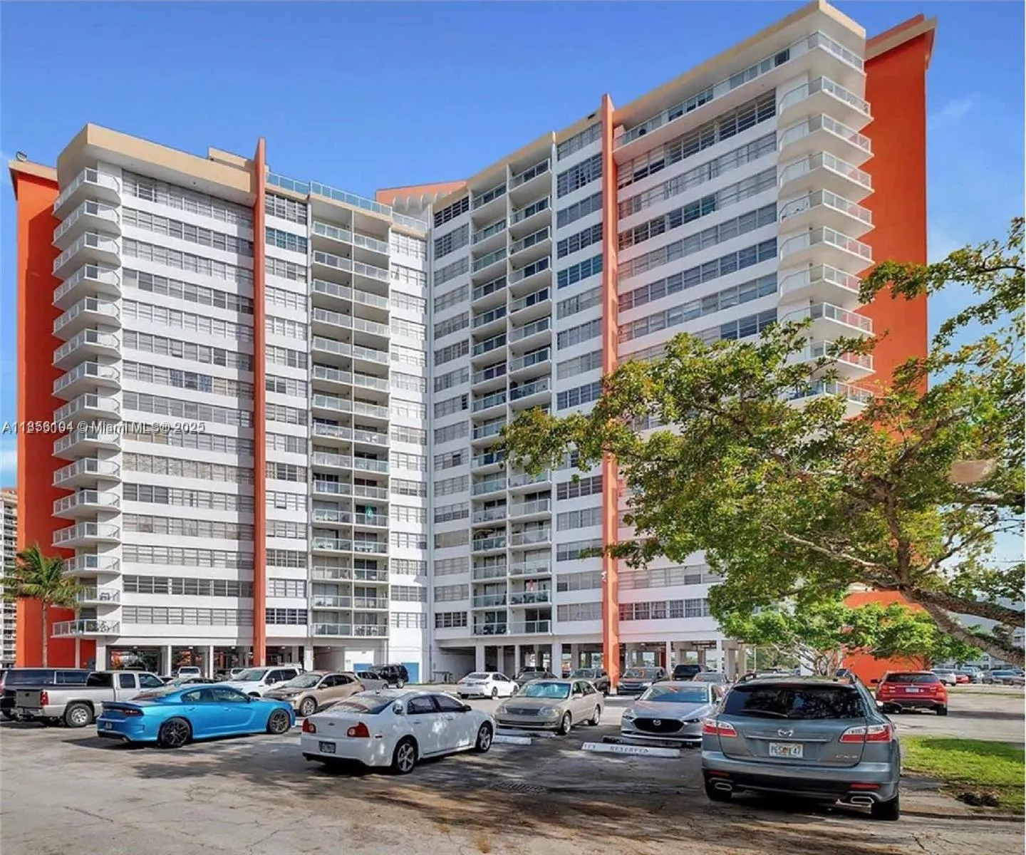 1351 NE Miami Gardens Dr # 1601E, Miami FL 33179