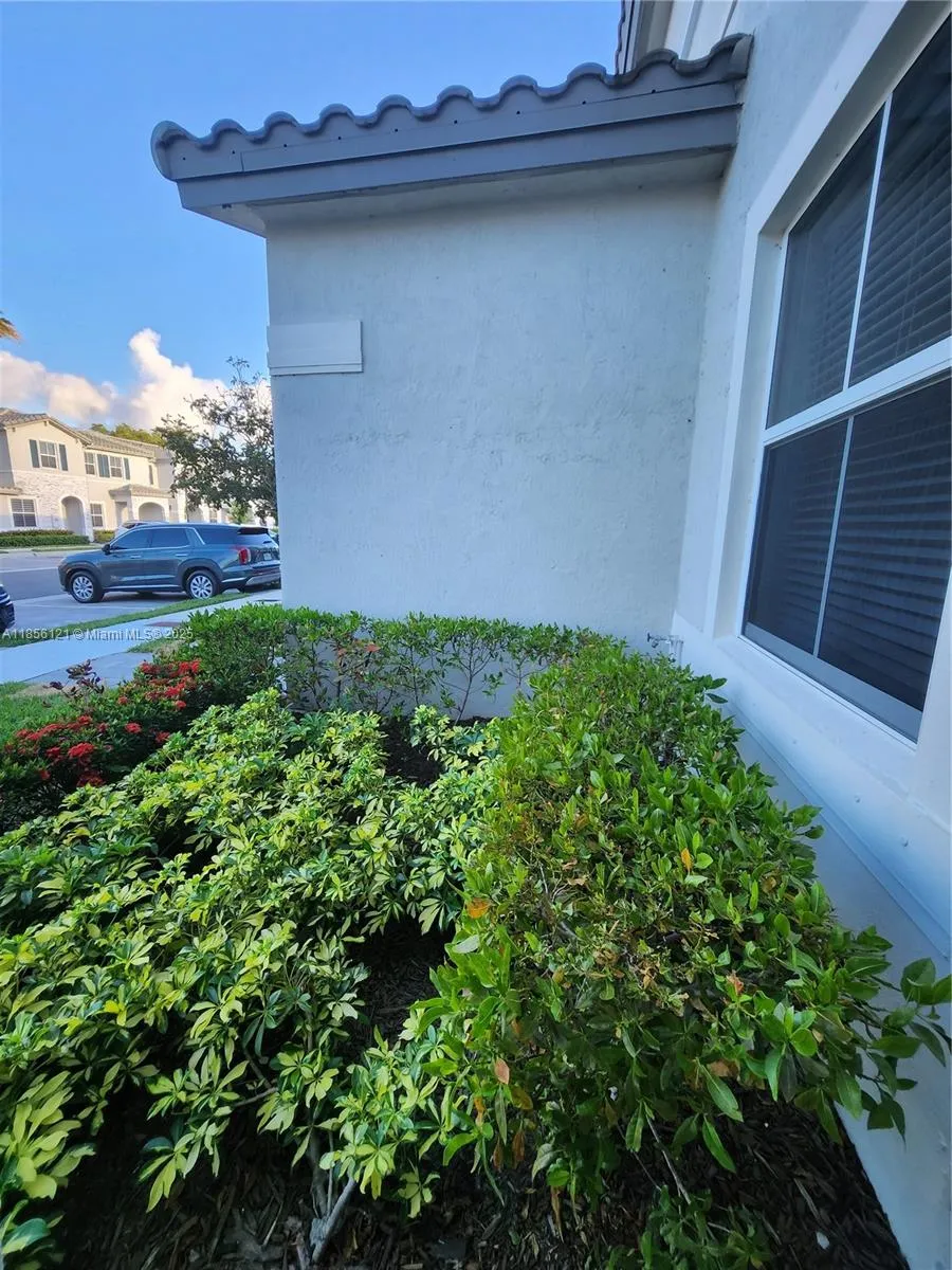 1776 SE 27th Rd, Homestead FL 33035