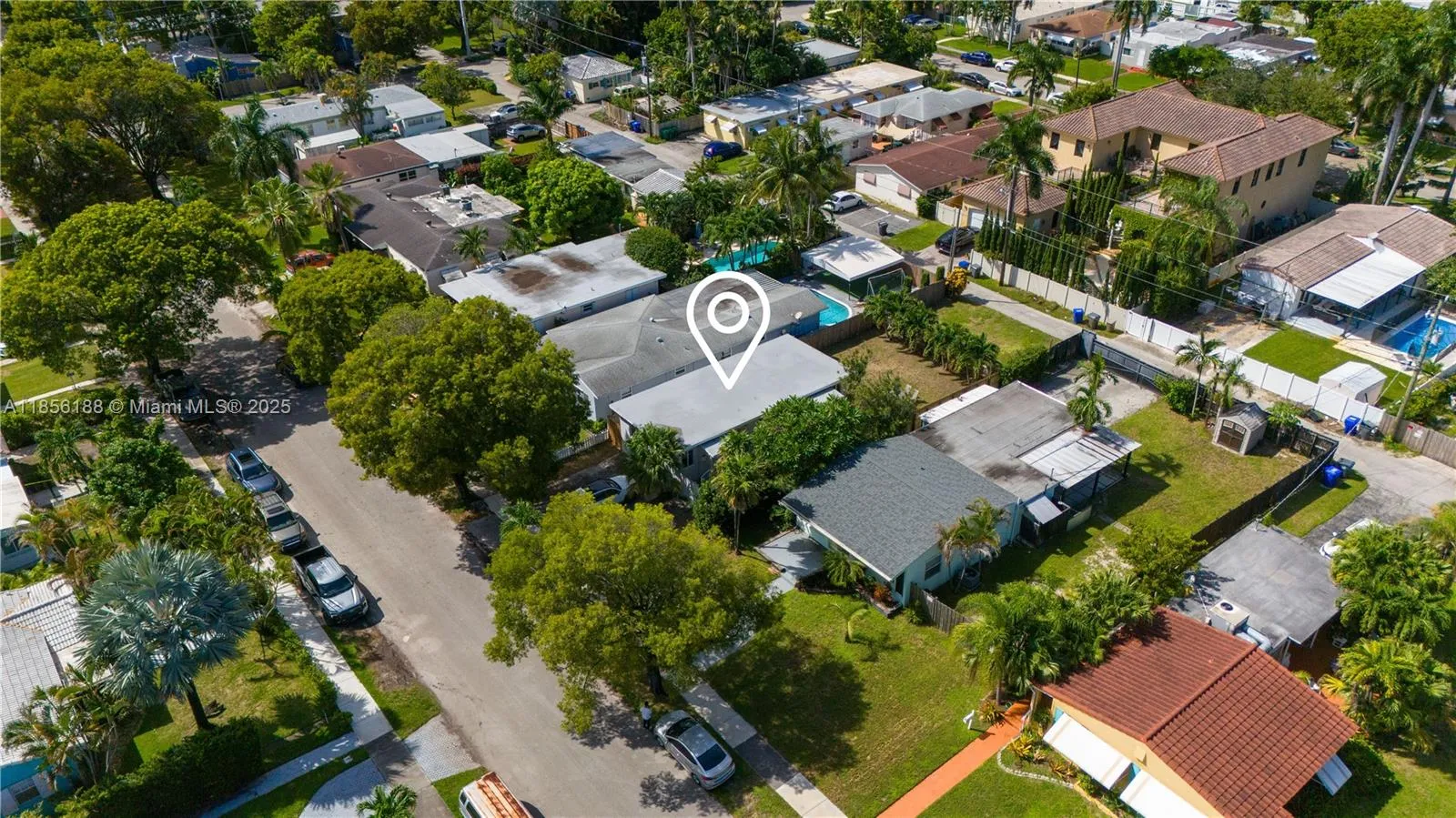 2 bedroom 2 bath for sale at 1625 Fletcher St, Hollywood FL 33020
