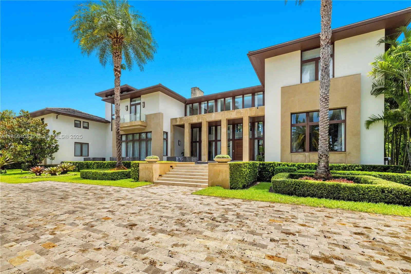 401 Arvida Pkwy, Coral Gables FL 33156