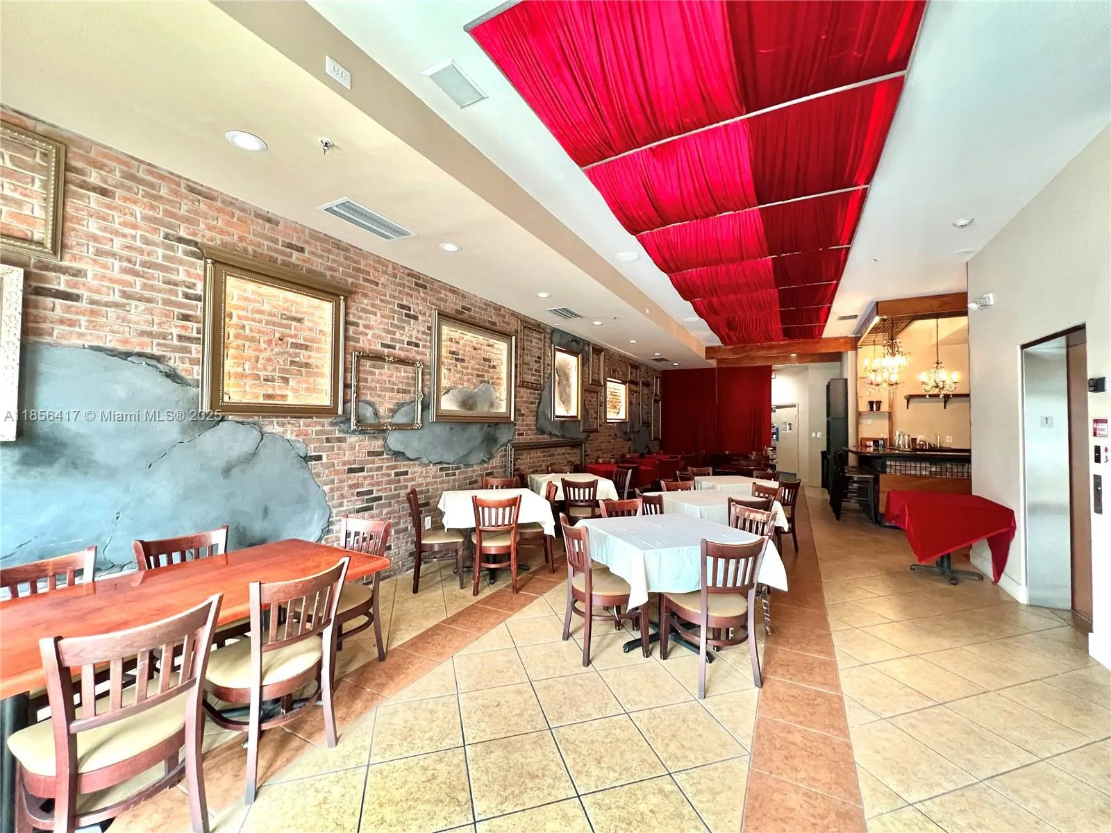 223 Valencia Ave, Coral Gables FL 33134