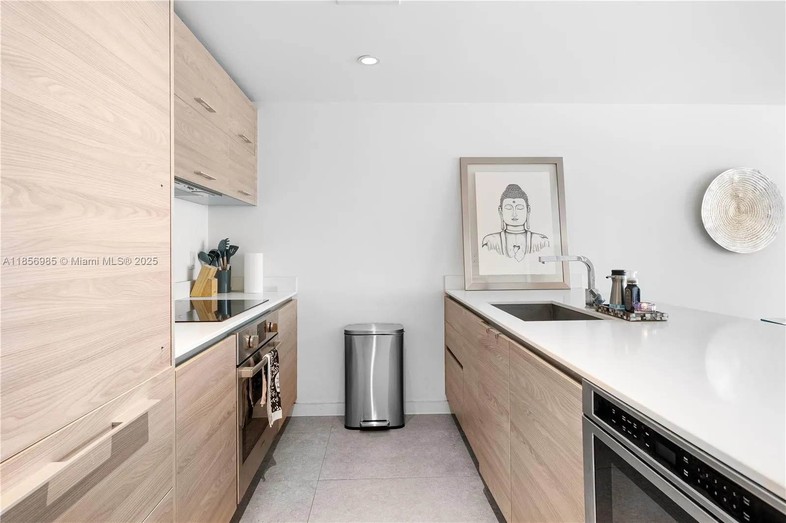 1300 S Miami Ave # 2411, Miami FL 33130