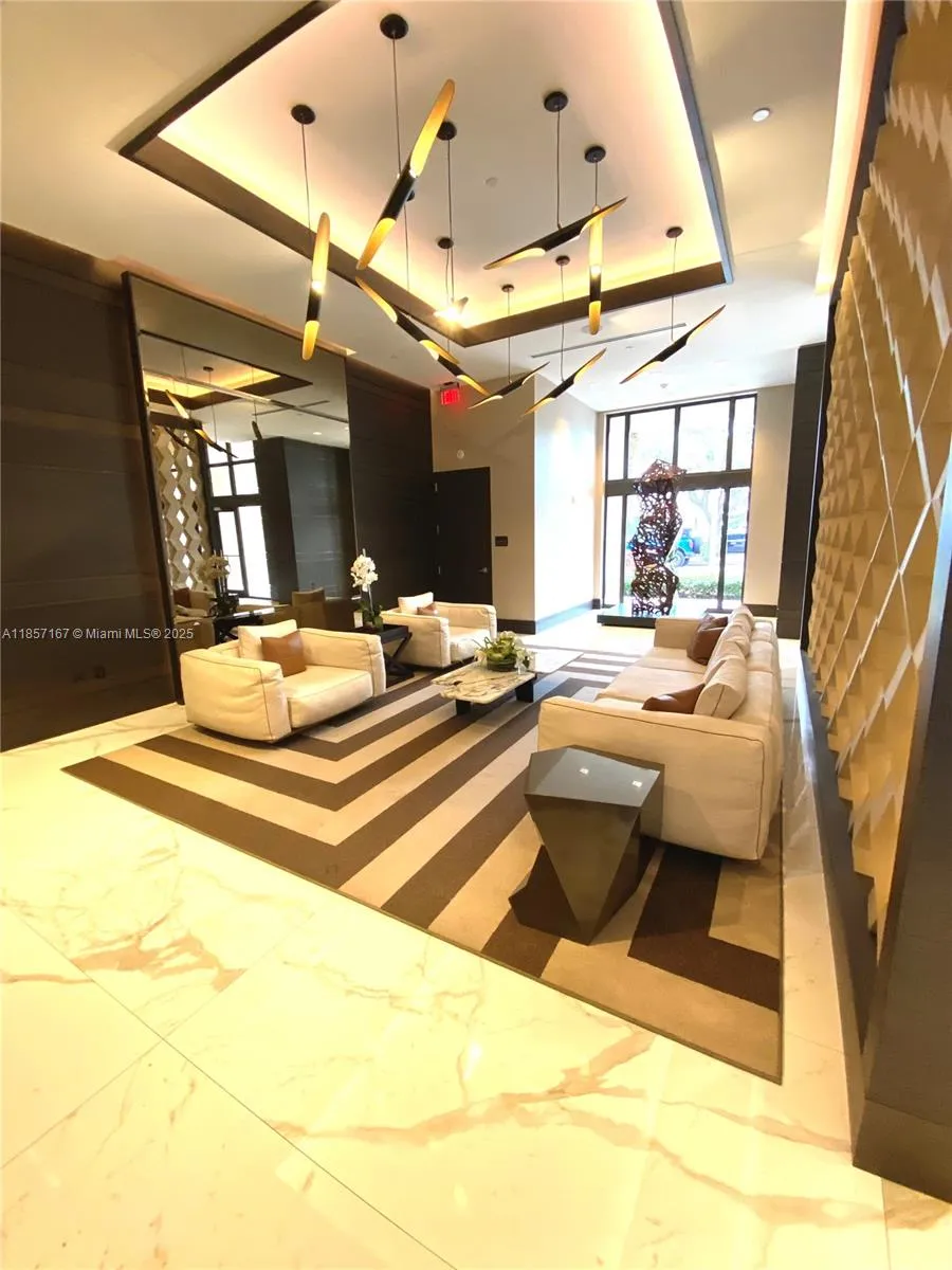 301 Altara Ave, Coral Gables FL 33146